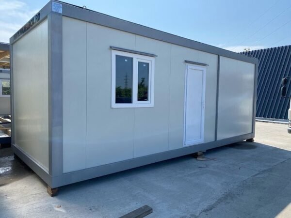 20ft/40ft container shop - Custom-built Retail Space