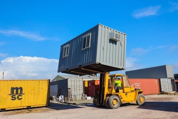 Ventilated Containers – Ideal for Airflow-Sensitive Cargo